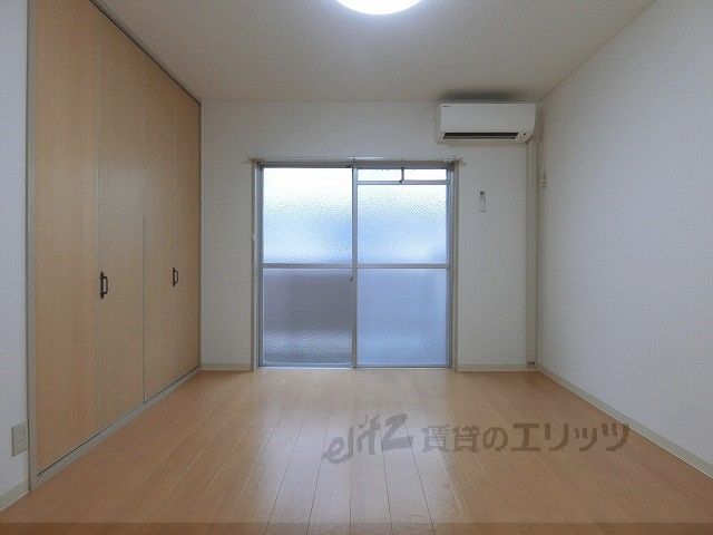 居室・リビング　洋室