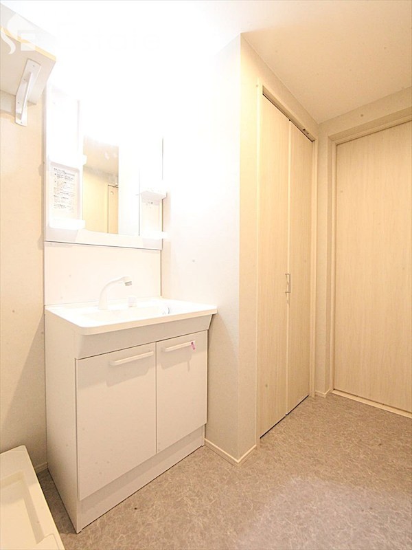 洗面設備　同仕様写真