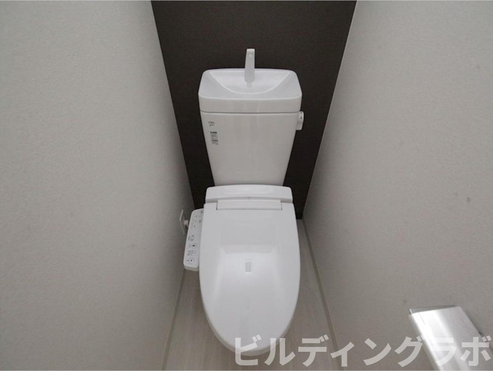 トイレ　別号室参考画像です。