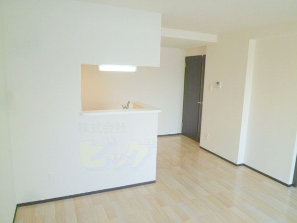 居室・リビング　広々としたリビングです♪