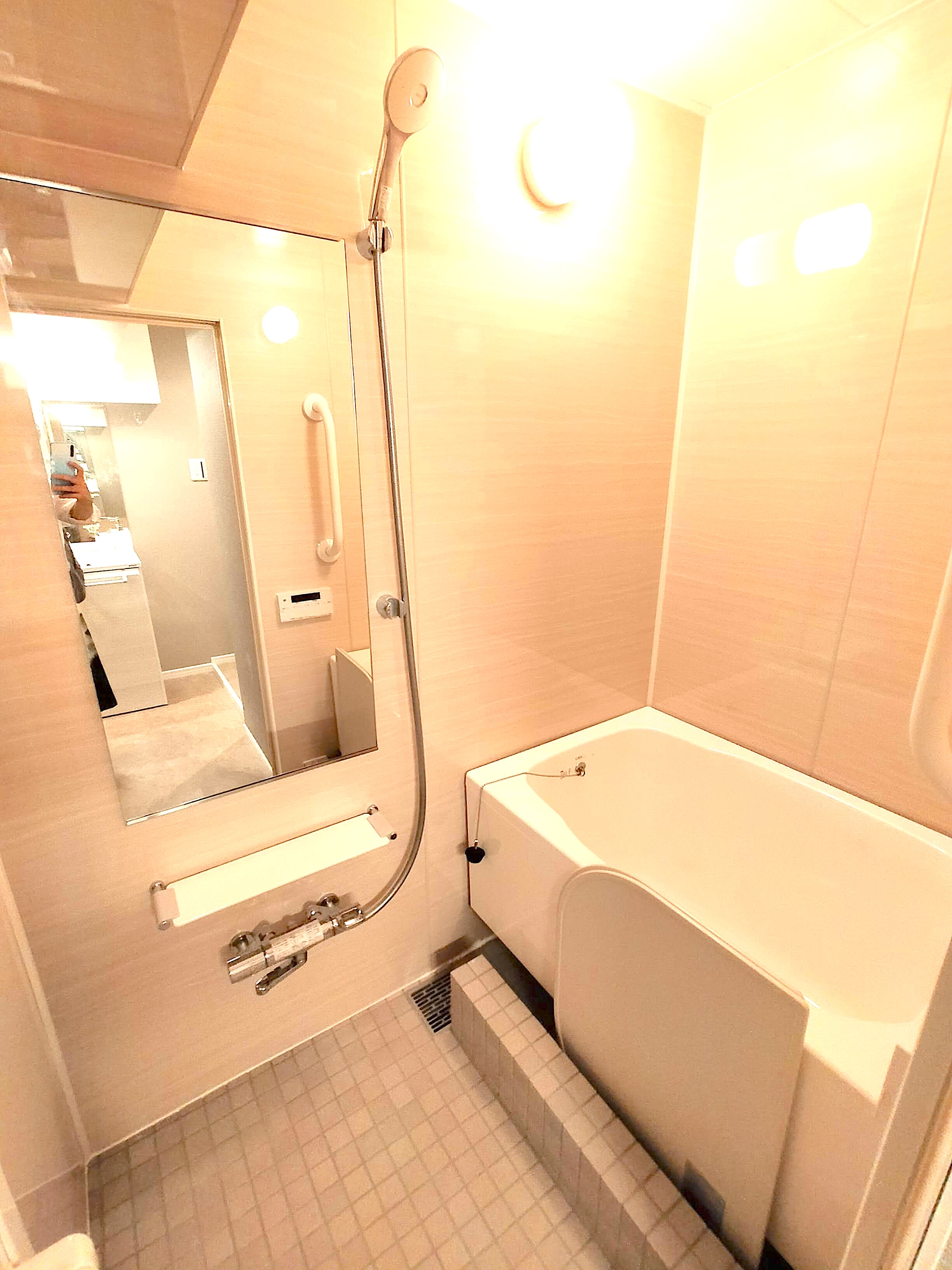 バス・シャワールーム