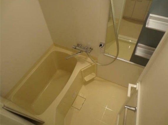 バス・シャワールーム　☆ゆっくりくつろげるお風呂☆