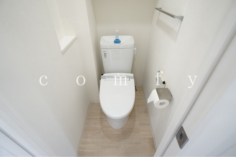 トイレ　ウォシュレット付きトイレ