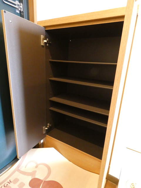 玄関　★シューズＢＯＸあります★