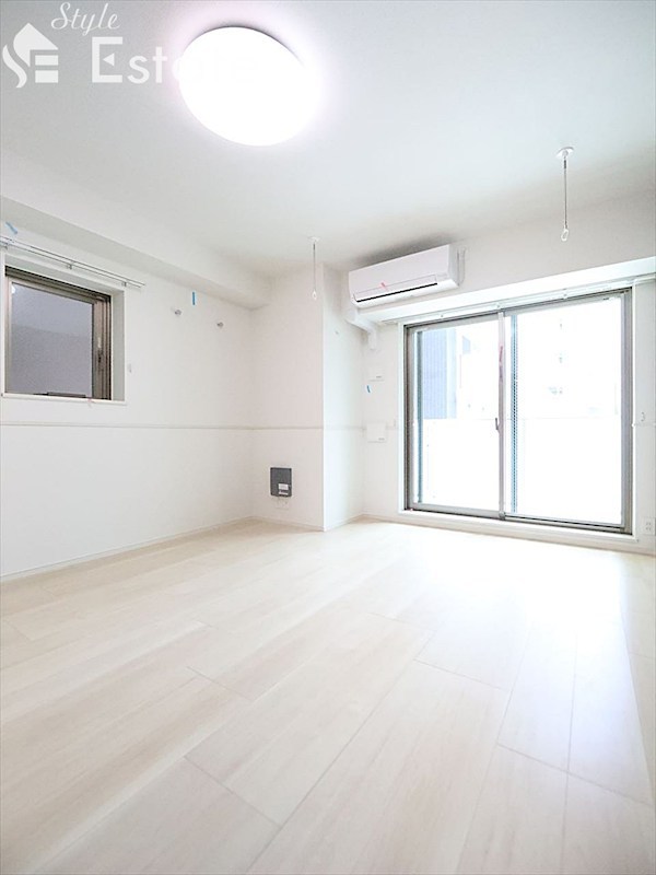 居室・リビング　内装