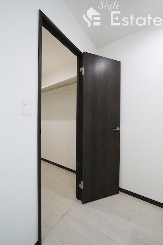 収納　ウォークインクローゼット