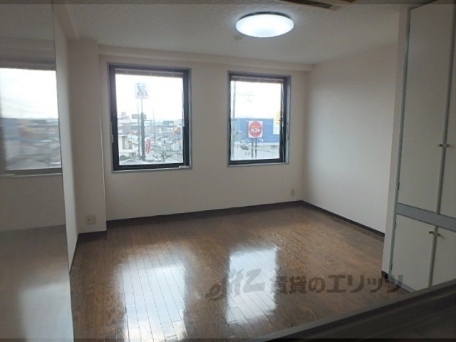 居室・リビング　洋室