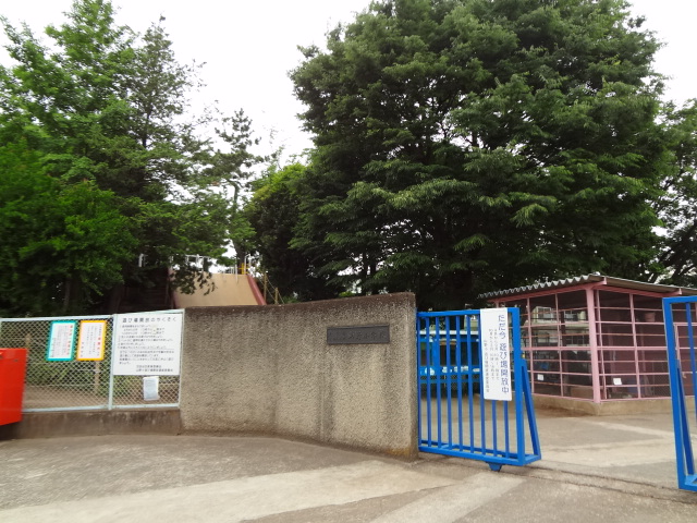 小学校　世田谷区立山野小学校（小学校）まで218m