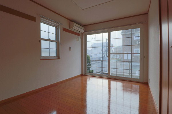 居室・リビング　同じ敷地内の別のお部屋