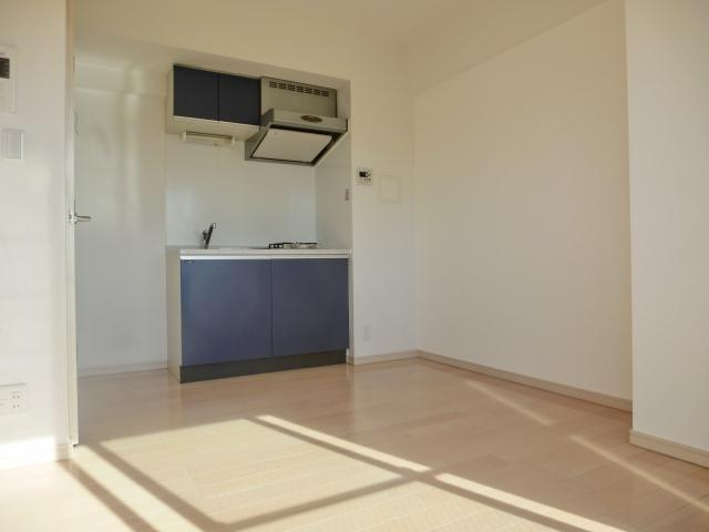 居室・リビング　別号室参考画像