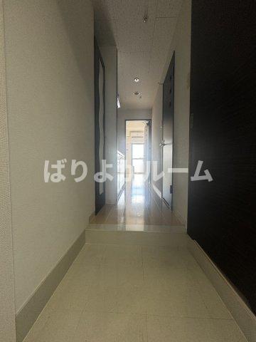 玄関　※別部屋の参考写真となります※現況優先※