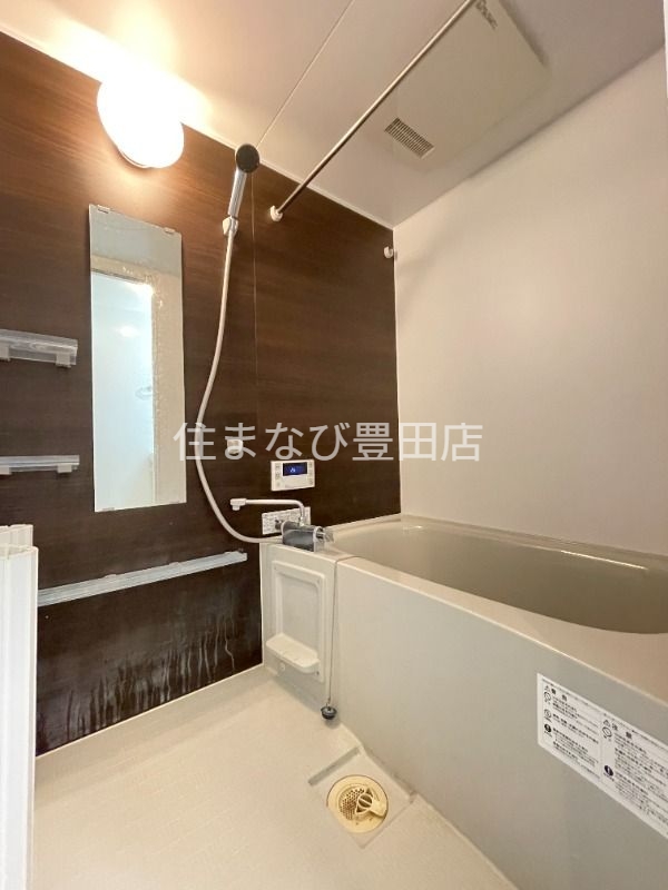 バス・シャワールーム　別部屋写真