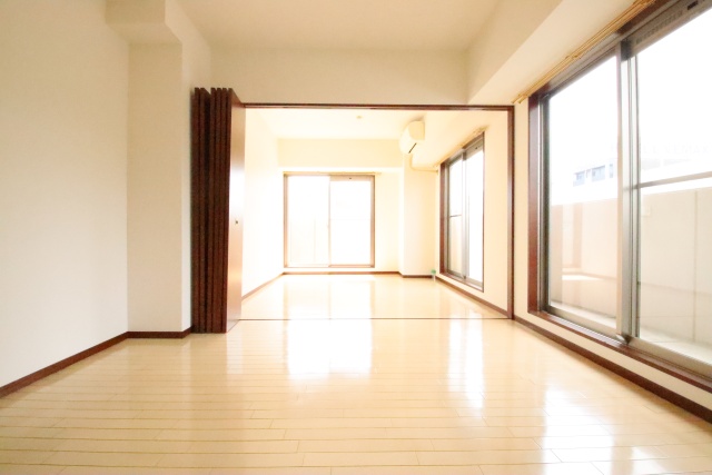 居室・リビング　※別室の参考写真の為、現況優先です。