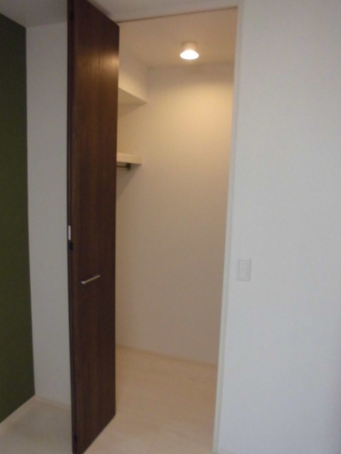 収納　ウォークインクローゼット