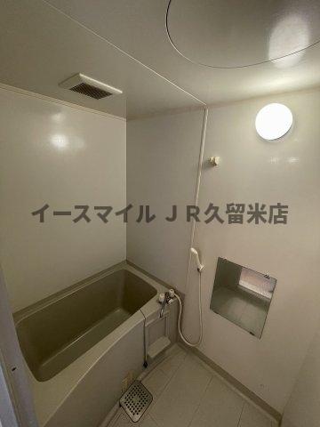 バス・シャワールーム　お風呂で日々の疲れを落としましょう