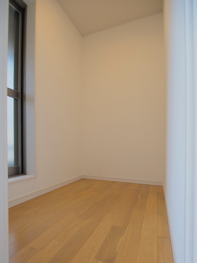 収納　写真は104号室のものです。ご参考にご覧下さい。