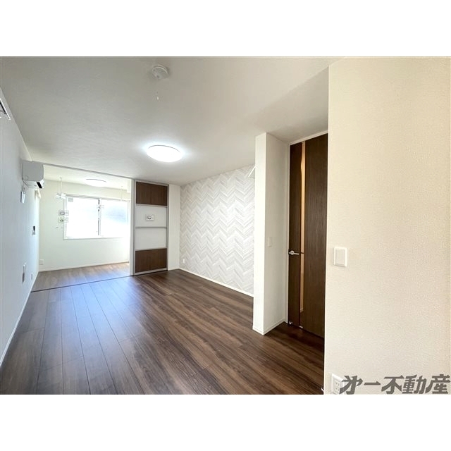 建物外観　洋室