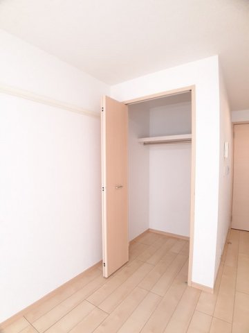 収納　たっぷりとした収納スペースです