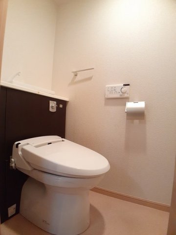 トイレ　清潔感のあるトイレです