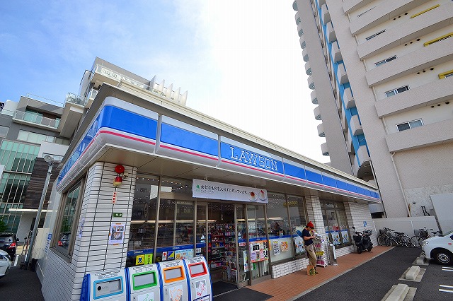 コンビニ　ローソン広島段原日出町店（コンビニ）まで215m