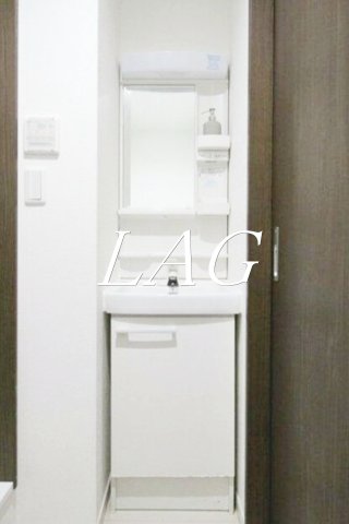 洗面設備　洗面台です。