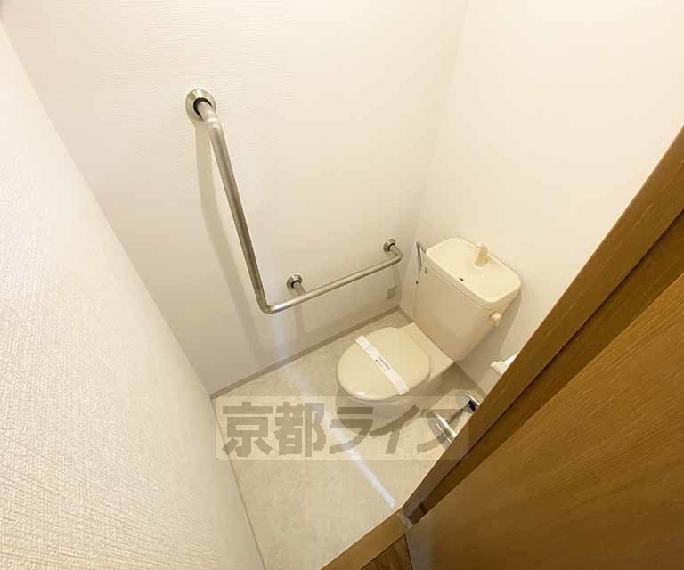 トイレ　落ち着いた雰囲気のトイレです。