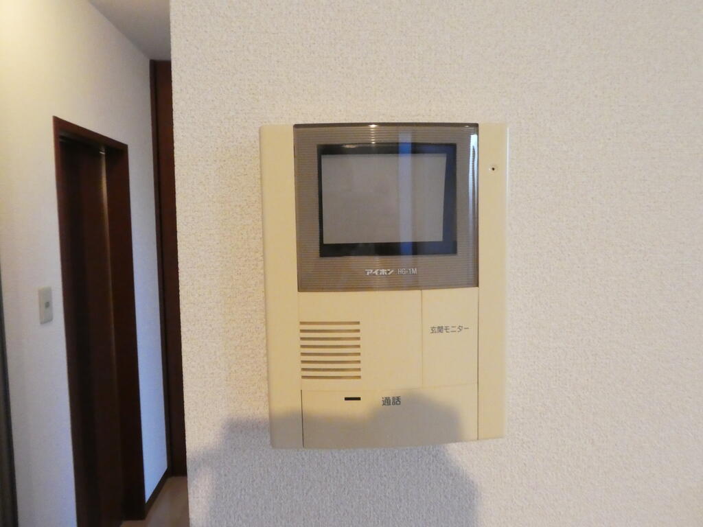 セキュリティ　※室内写真・動画・パノラマは同物件反転間取り別部屋のものです