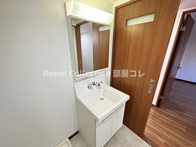 洗面設備　※同物件他部屋写真