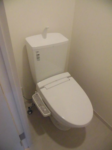 トイレ　洗浄便座付
