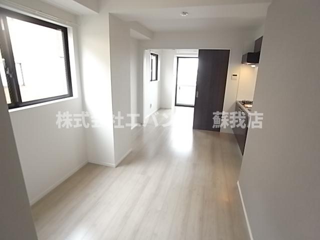 居室・リビング　居間です