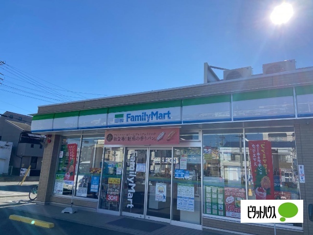 コンビニ　ファミリーマート瑞穂弥富通四丁目店（コンビニ）まで392m