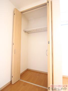 収納　クローゼット