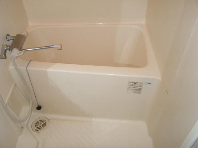 バス・シャワールーム　※別部屋参考写真