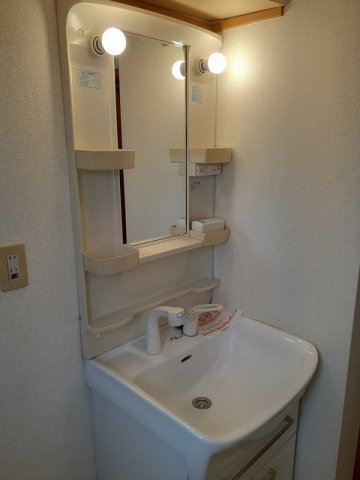 洗面設備　広い洗面スペースです★