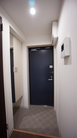 玄関　大容量のシューズボックス付き