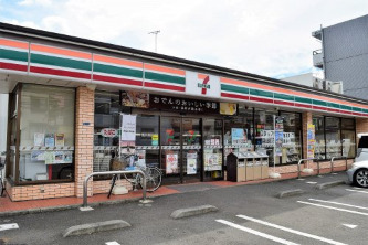 コンビニ　セブンイレブン 川崎長沢4丁目店（コンビニ）まで380m