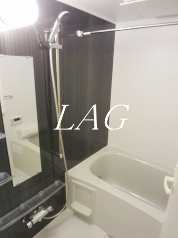 バス・シャワールーム　お風呂です。