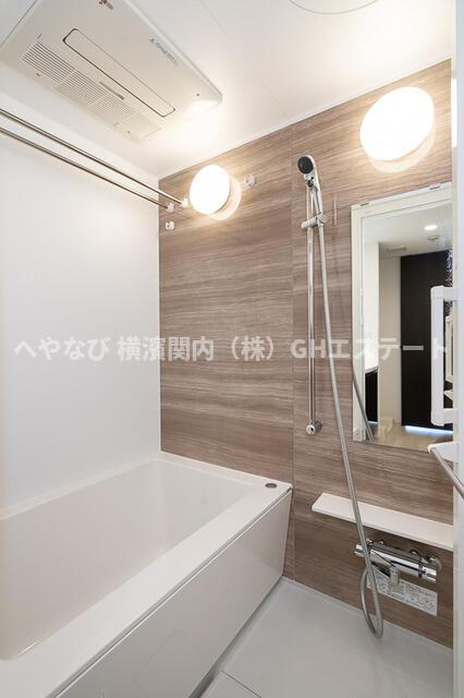 バス・シャワールーム　※写真は同タイプ住戸です。