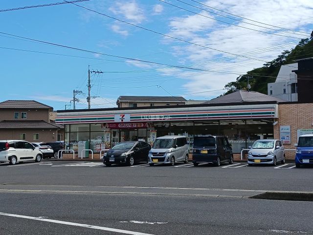 コンビニ　セブンイレブン 鹿児島原良店（コンビニ）まで273m