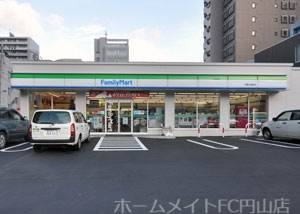 コンビニ　ファミリーマート知事公館前店（コンビニ）まで67m