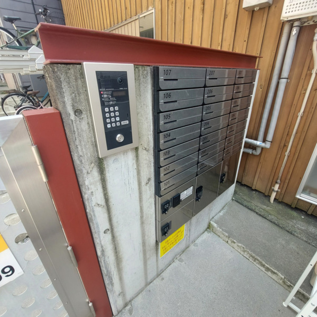 セキュリティ　オートロック完備