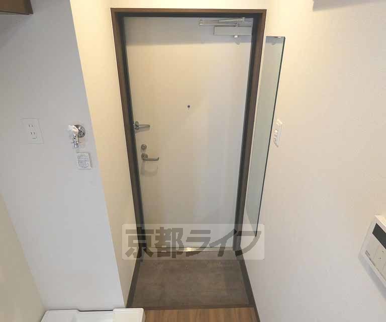 玄関　玄関です。