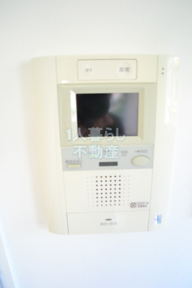 セキュリティ　モニター付きインターホンです。