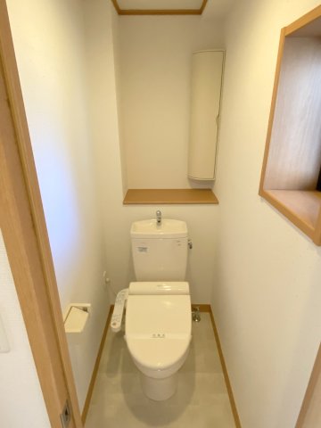 トイレ　★温水洗浄便座★