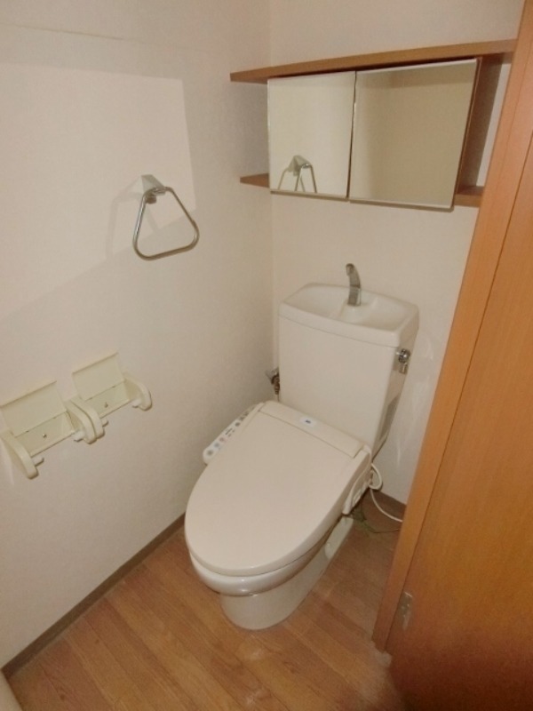 トイレ　図面と現状に相違がある場合には現状を優先