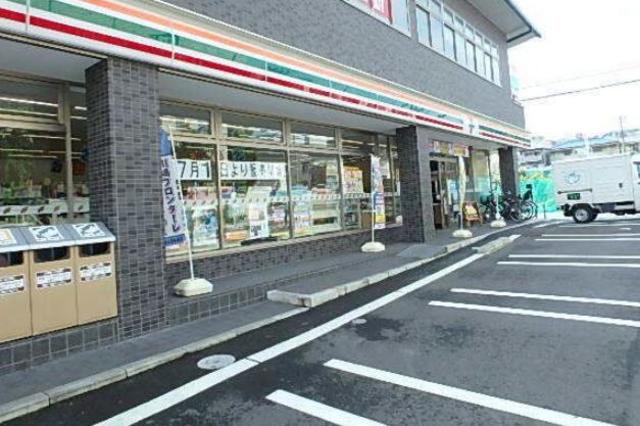 コンビニ　セブンイレブン川崎宮前平駅西店（コンビニ）まで418m