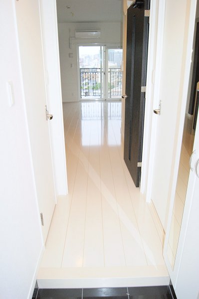 玄関　※写真と異なる場合は現状優先。