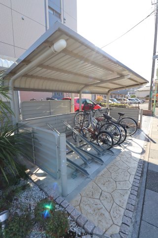 駐車場　駐輪場