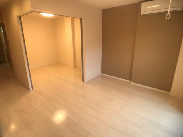 居室・リビング　リビング