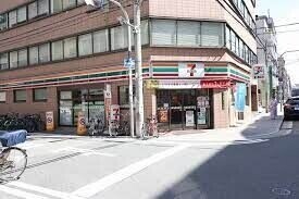 コンビニ　セブンイレブン大阪紅梅町店（コンビニ）まで121m